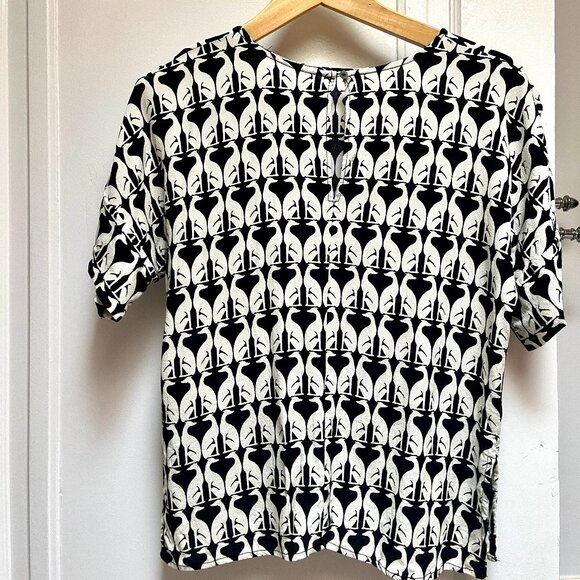 Vintage H&M Black and White Greyhound Patterned Shirt - Picture 7 of 7